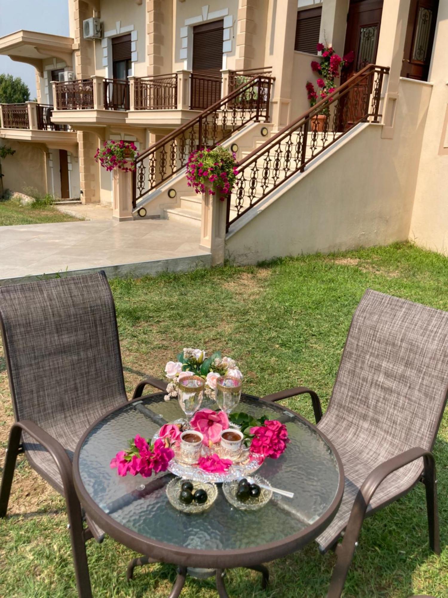 Elxis Luxury Apartment *