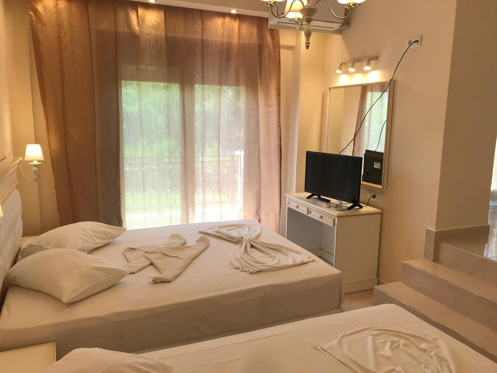 Elxis Luxury Apartment Vrasná