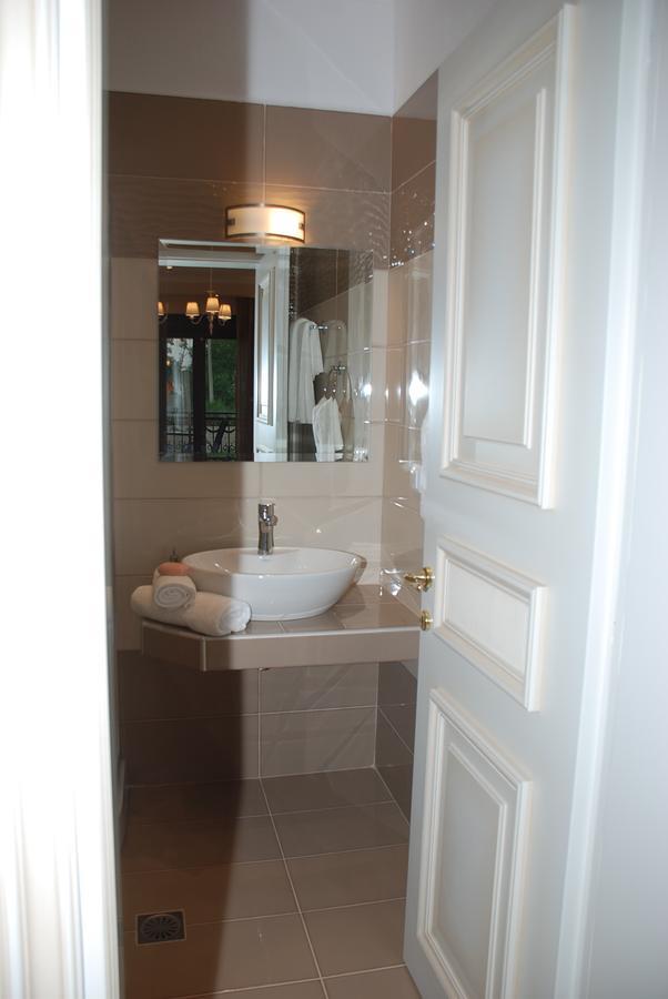 Elxis Luxury *