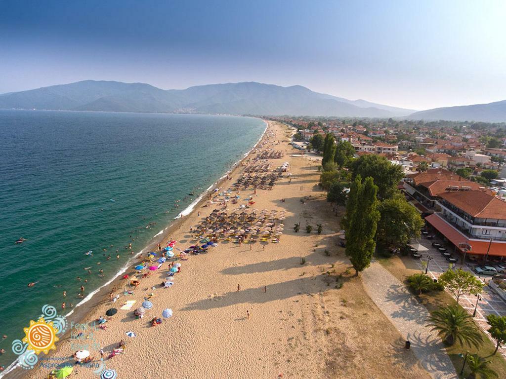 Elxis Luxury Nea Vrasna
