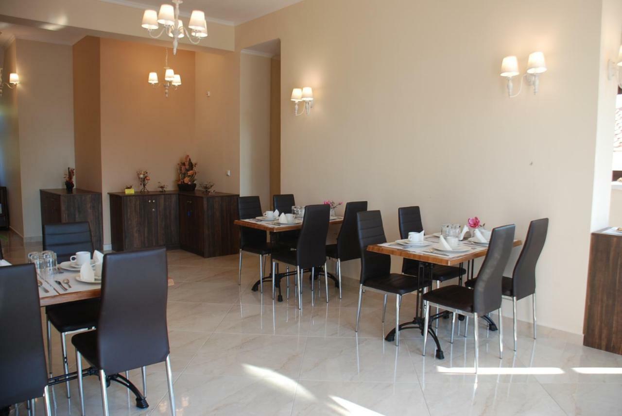 Elxis Luxury